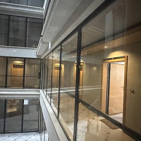 Ultima - Super Center Бургас